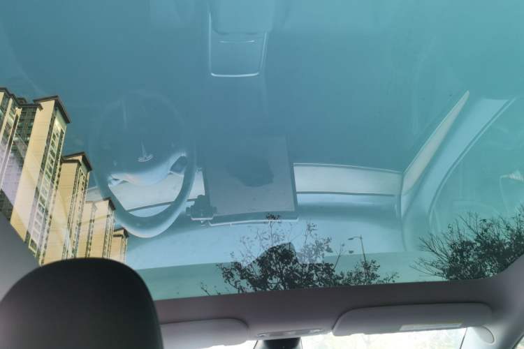 Used Tesla Model Y 2022 Rear-Wheel-Drive Version
