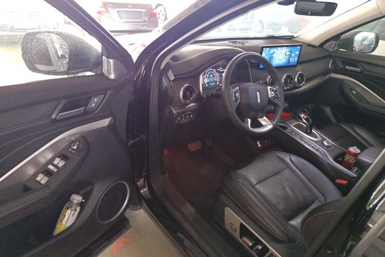 Used Wey VV6 2021 2.0T Two-Wheel Drive Smart Plus