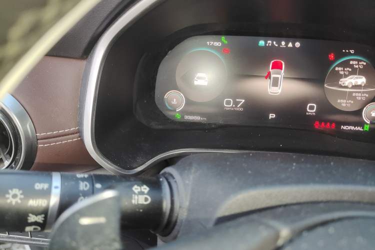 Used Wey VV6 2021 2.0T Two-Wheel Drive Smart Plus