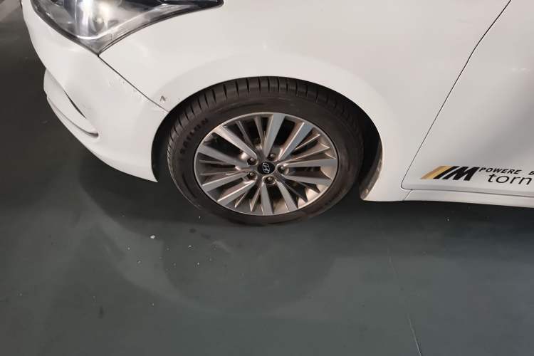 Used Hyundai Mistra 2017 1.8L Automatic Smart GLS China V Standard Left Front Wheel Hub