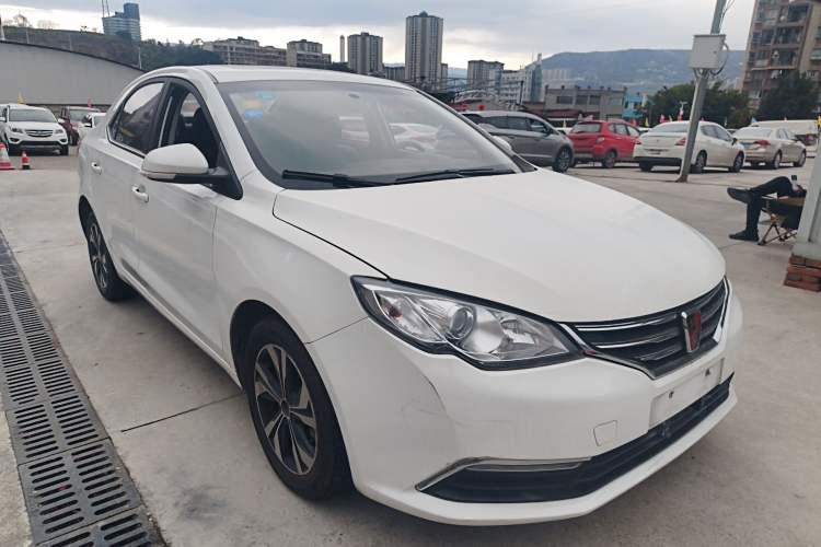 Used Roewe 360 2017 1.5L Automatic Luxury Edition

