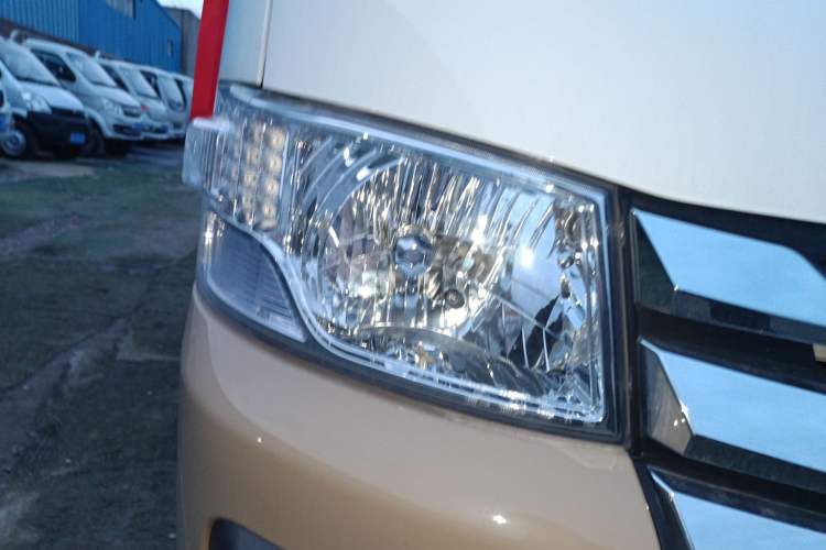 Used Foton Scenic G9 2024 2.4L Gasoline Commercial Version Long Wheelbase High Roof 2-Seater Van – 4K22D4M