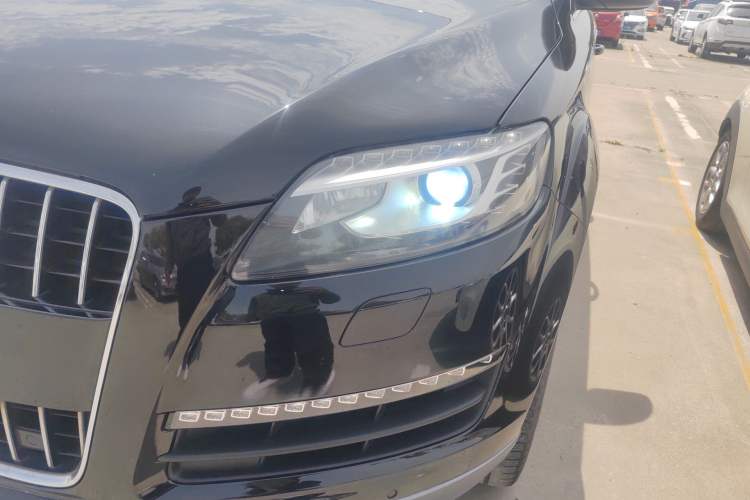 Used Audi Q7 2015 35 TFSI Ambition Edition Left Front Headlight