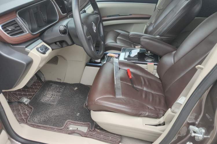 Used Buick GL8 2014 2.4L CT Luxury Business Comfort Edition