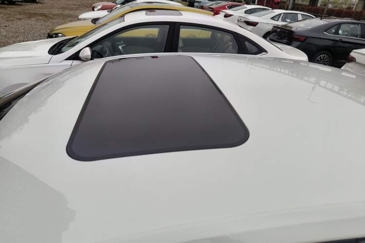 Used Jetta VA3 2021 1.5L Automatic Glory Edition Roof