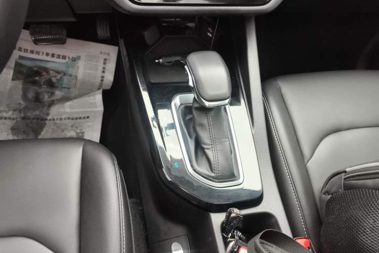 Used Ford Escort 2021 1.5L Automatic Diamond Edition Gear Lever