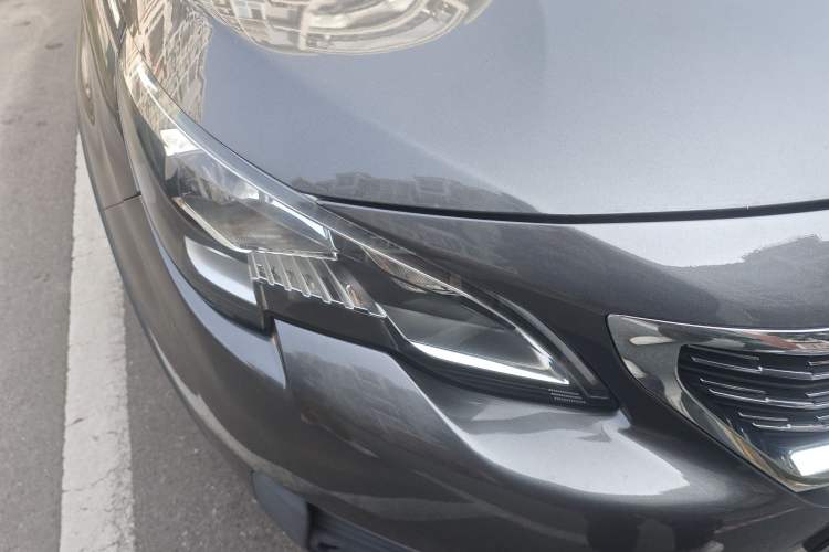 Used Peugeot 5008 2017 380THP 5-Seater Elite Edition