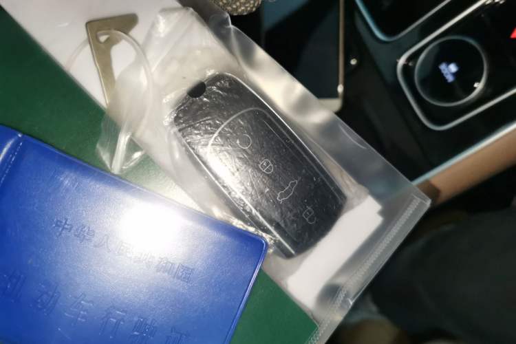 Used Chery Tiggo 8 L 2024 2.0T Two-Wheel Drive Prestige Version 5 Seats