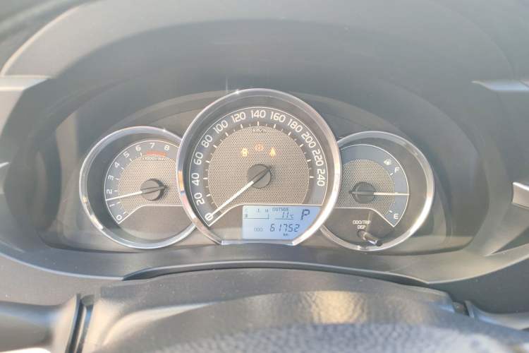 Used Toyota Corolla 2014 1.6L CVT GL Instrument Cluster