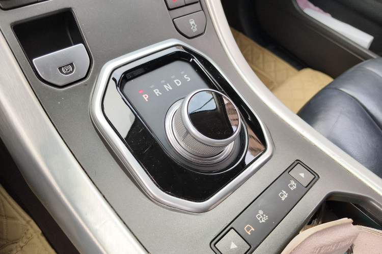 Used Land Rover Range Evoque 2014 2.0T 5-Door Luxury Edition