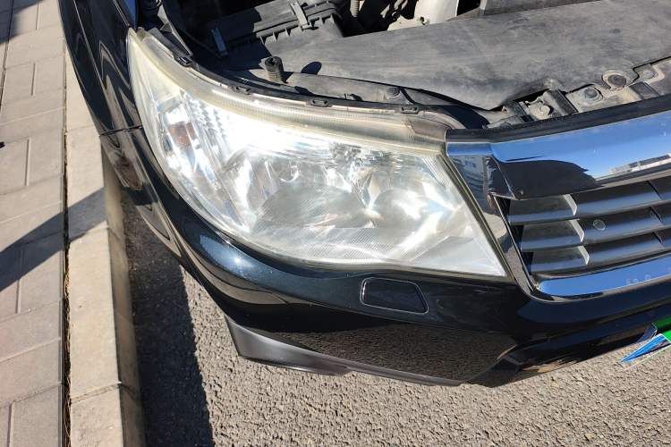 Used Subaru Forester 2010 2.5XS Automatic Luxury Edition Right Front Headlight