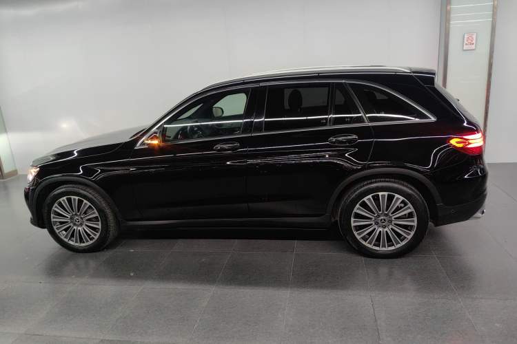 Used Mercedes-Benz GLC 2017 GLC 200 4MATIC
