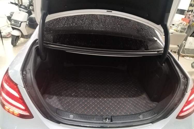 Used Mercedes-Benz E-Class 2019 E 260 L Sport Edition