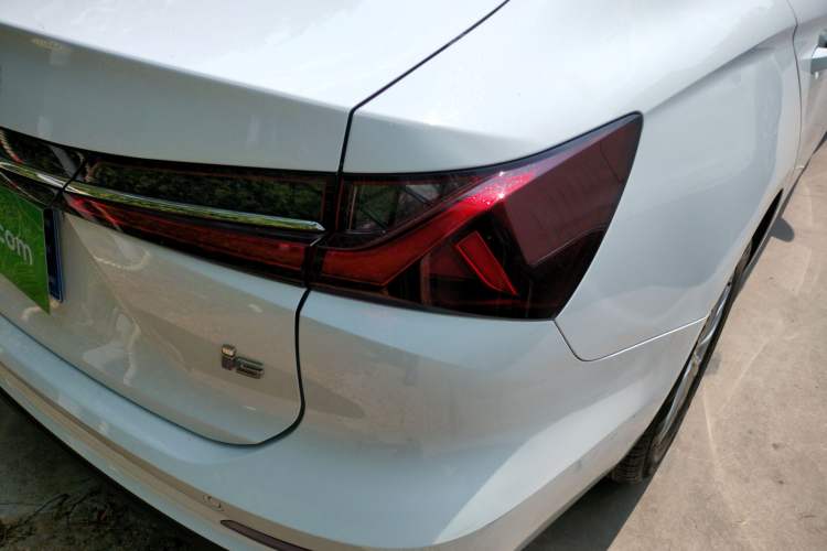 Used Roewe i5 2023 1.5L CVT Luxury Edition