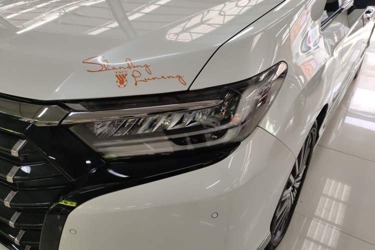 Used Honda Elysion 2022 2.0L eHEV Luxury First Edition