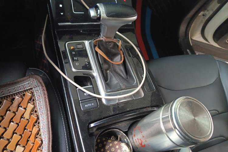 Used Dongfeng Fengon ix5 2019 220TGDI CVT Zhiya Trim China VI Standard Gear Lever