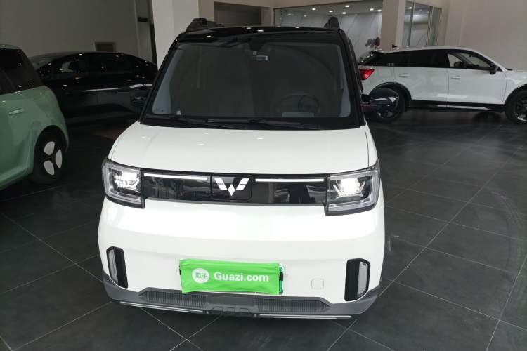 Used Wuling Hongguang MINIEV 2022 GAMEBOY 200km Gaming Edition with Lithium Iron Phosphate Front