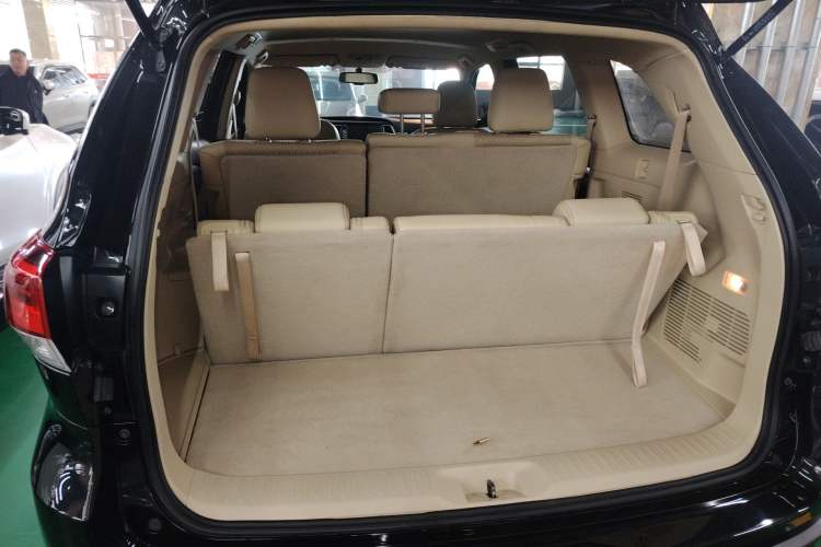 Used Toyota Highlander 2018 2.0T Four-Wheel Drive Elite Edition 7 Seats China VI Standard Trunk