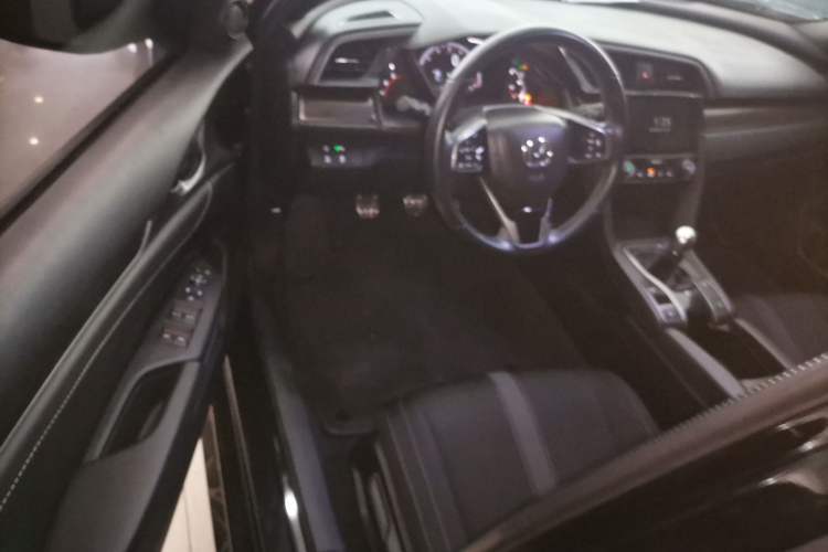 Used Honda Civic 2021 HATCHBACK 220TURBO Manual Driving Pleasure Control
