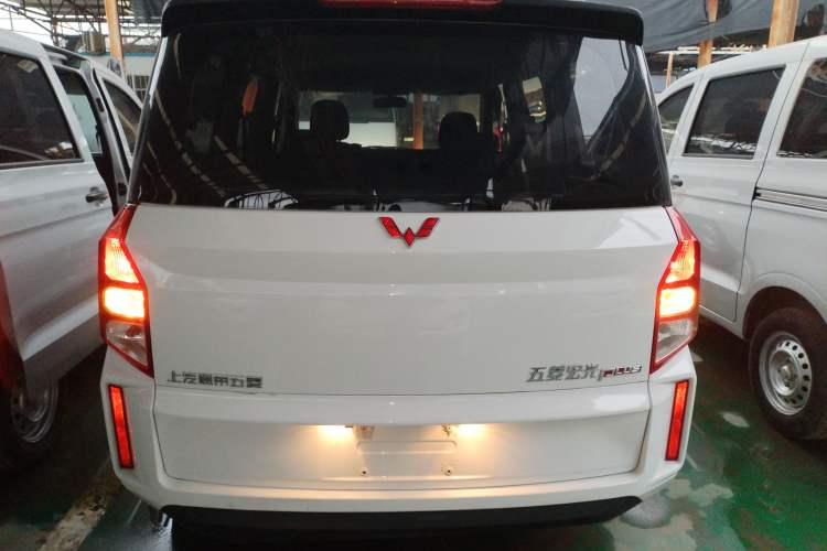 Used Wuling Hongguang PLUS 2020 1.5L Manual Standard Edition 5 Seats