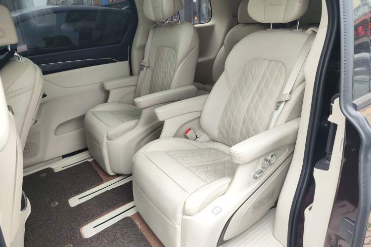 Used Buick GL8 2020 Avenir Avia Six-Seat Deluxe Edition