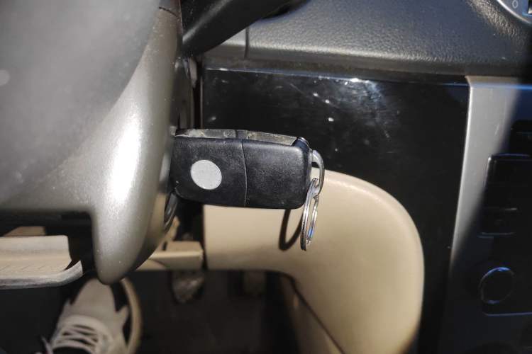 Used Volkswagen Lavida 2011 1.6L Manual Joy Version Vehicle Key