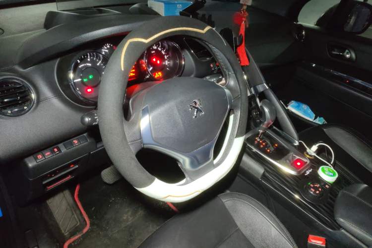 Used Peugeot 3008 2015 1.6THP Automatic Prestige Edition
