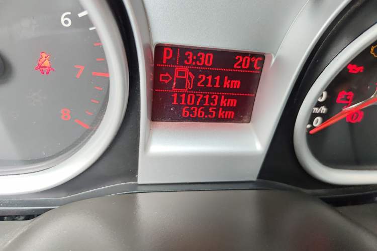 Used Ford Focus 2013 Sedan Classic 1.8L Automatic Fashion Edition
