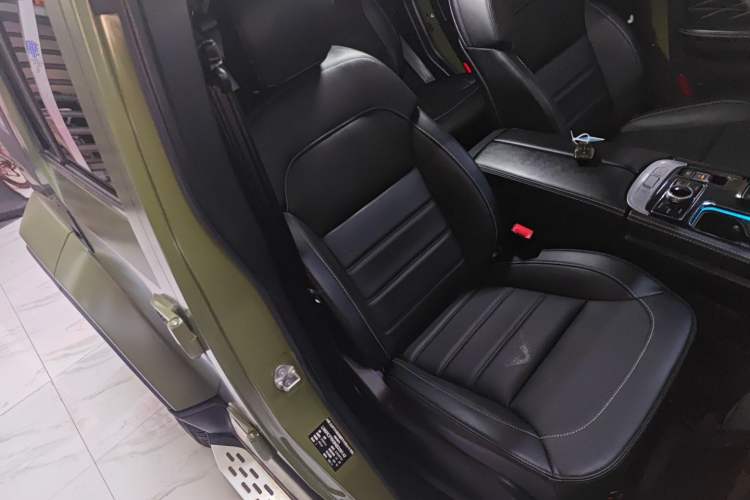 Used BAIC Off-Road BJ40 2023 2.0D Automatic Four-Wheel Drive Blade Hero Edition Adventurer Type
