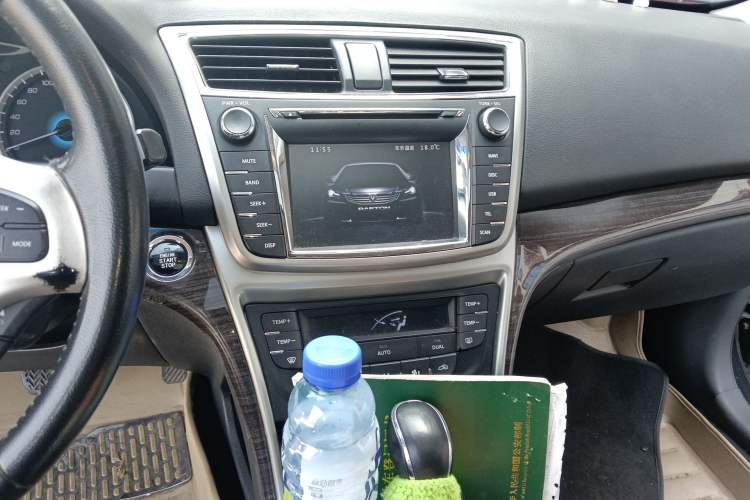 Used CHANGAN Raeton 2014 1.8T Automatic Prestige Anniversary Edition China IV Standard