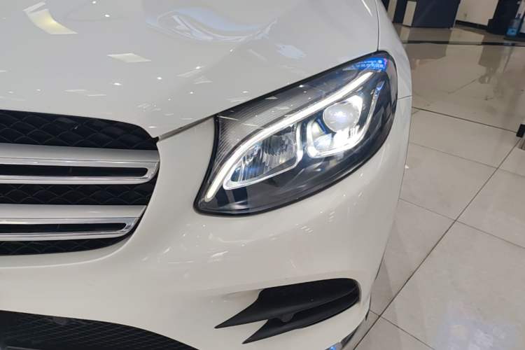 Used Mercedes-Benz GLC 2019 GLC 260 4MATIC Dynamic Edition
