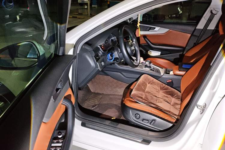 Used Audi A4L 2018 30th Anniversary Edition 40 TFSI Trendy Model
