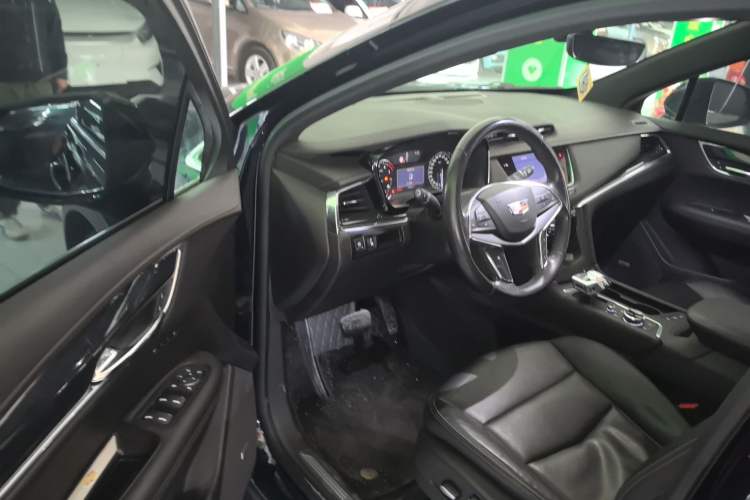 Used Cadillac XT5 2020 28T Luxury Version