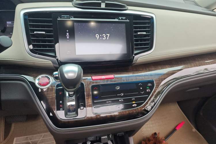 Used Honda Odyssey 2015 2.4L Smart Edition