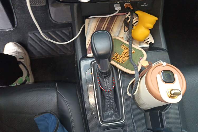 Used Honda Integra 2022 240TURBO CVT Luxury Edition Gear Lever