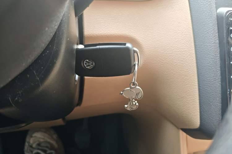 Used Volkswagen Touran 2011 1.4T Manual Zhiya Edition 5 Seats Vehicle Key