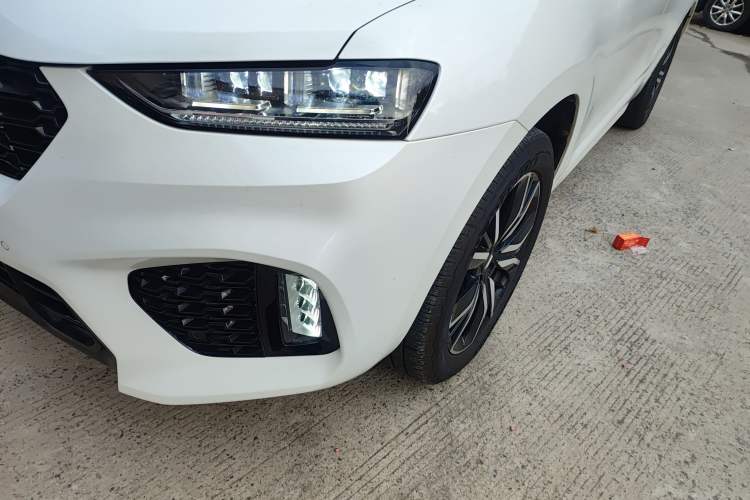 Used Wey VV7 2017 2.0T Ultra-Luxury Version
