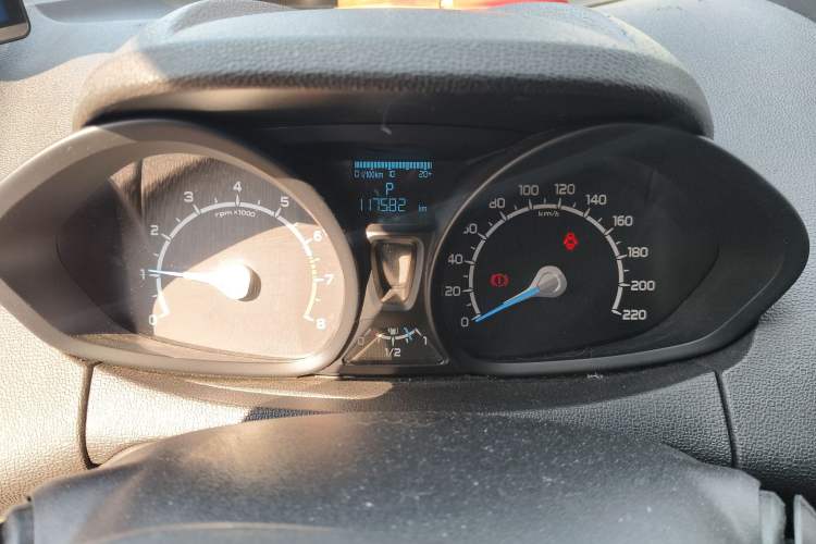 Used Ford EcoSport 2013 1.5L Automatic Fashion Model