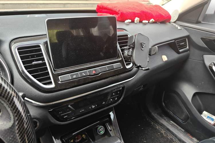 Used FAW Senya R9 2018 1.2T Automatic Luxury Smart Edition