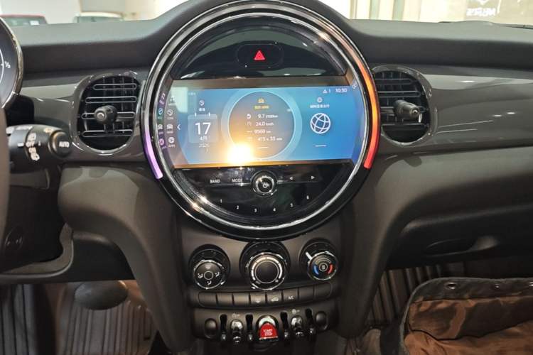 Used MINI 2023 1.5T ONE Audio And AC Panel
