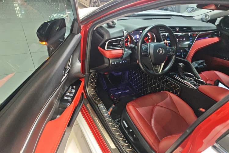 Used Toyota Camry 2019 2.5S FENGSHANG Version China VI Standard