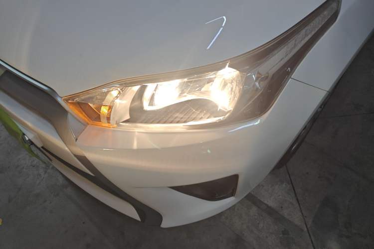 Used Toyota YARiS L Zhi Xuan 2015 1.5E Automatic Charm Edition Left Front Headlight