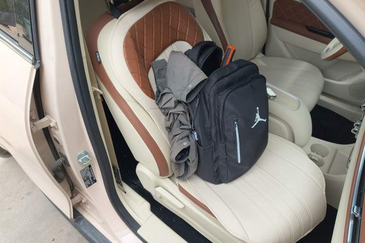 Used ORA Good Cat 2024 401 km Luxury Version Right Front Seat