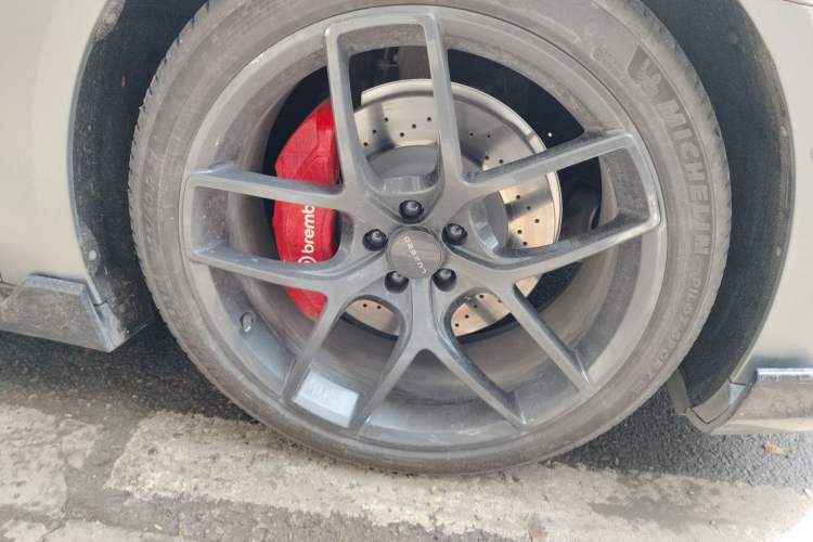 Used Hima Luxeed S7 2024 Max RS Four-Wheel-Drive Performance Edition Right Front Wheel Hub