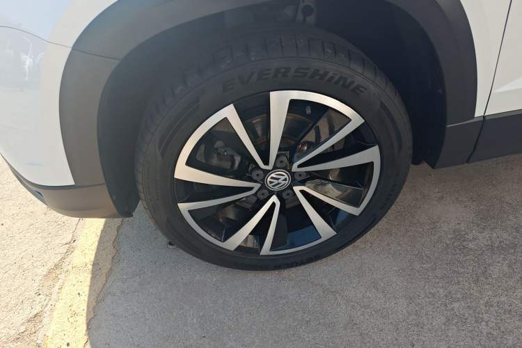 Used Volkswagen Tharu 2019 280TSI Two-Wheel Drive Luxury Version China VI Standard
