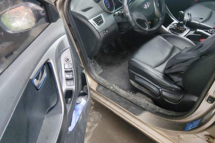 Used Hyundai Elantra (5th Generation / Langdong) 2016 1.6L Manual Fashion Edition Driver Seat