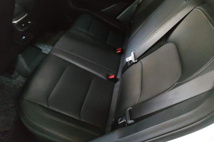 Used Geely Auto Emgrand 2023 4th Generation Champion Edition 1.5L CVT Prestige Model Left Rear Seat