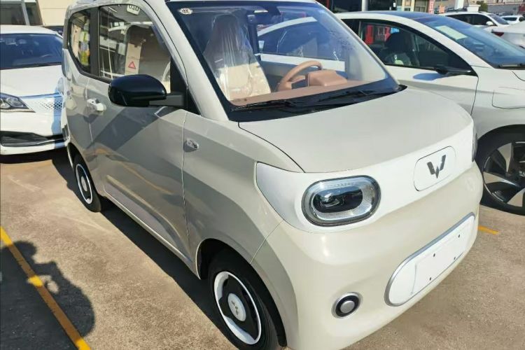 Used Wuling Hongguang MINIEV 2024 3rd Generation 215km Youth Edition

