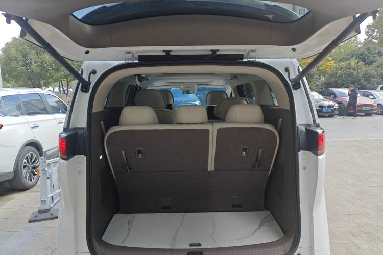 Used Denza D9 2022 DM-i 970 Four-Wheel Drive Flagship Model