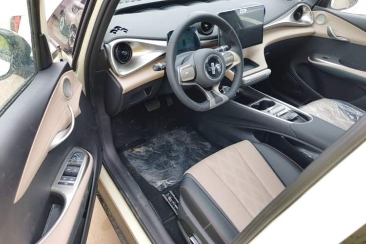 Used BYD Dolphin 2025 420km Free Edition
